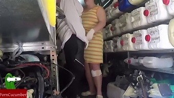 Secretly Captured Footage Of Workplace Intimacy With Curvy Amateur