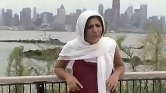 Roadside Pickup Leads To Anal Sex And Creampie At Home