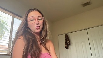 Amatérské Oplodnění Macy Meadows S Nevlastním Bratrem Z Pohledu První Osoby
