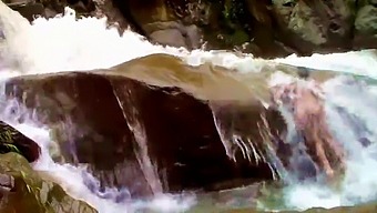 Lilyan'S Erotic Experience In The Water