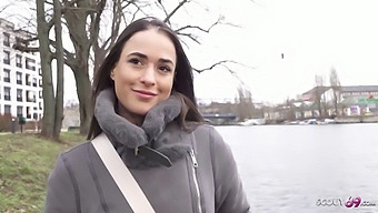 Lydiamaus96'S Public Display Of Rough Sex In Hd Video