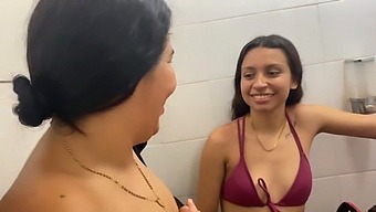 Mon Amie Et Sa Demi-Sœur S'Embrassent Avant De Se Diriger Vers La Piscine